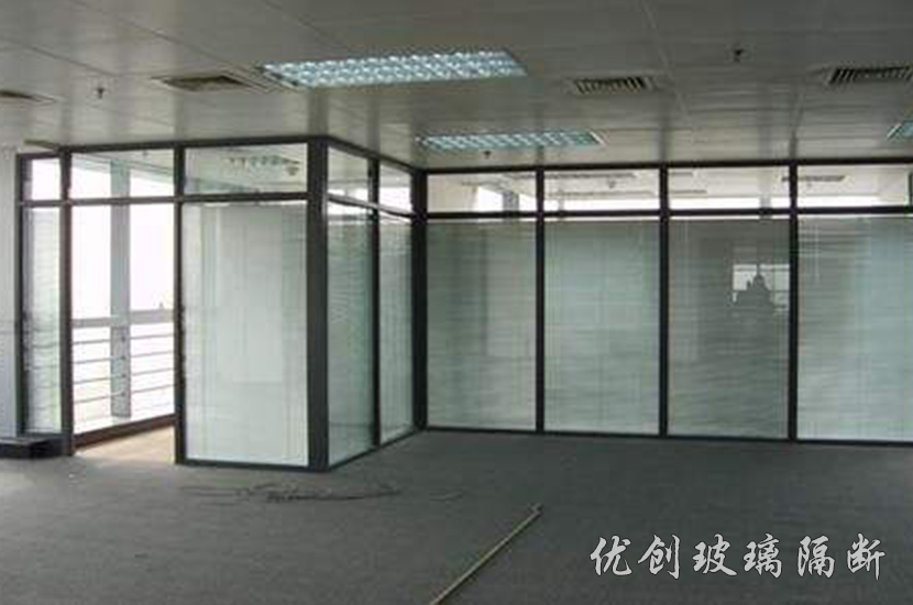 不锈钢单层玻璃隔断.jpg