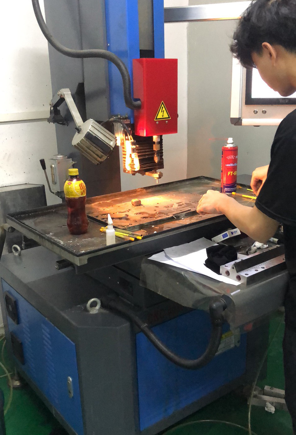 众淼精密模具